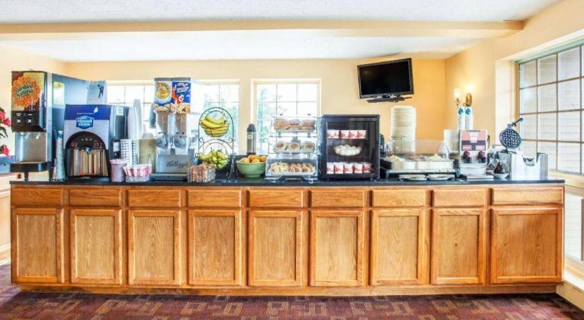 Travelodge By Wyndham South Burlington Esterno foto